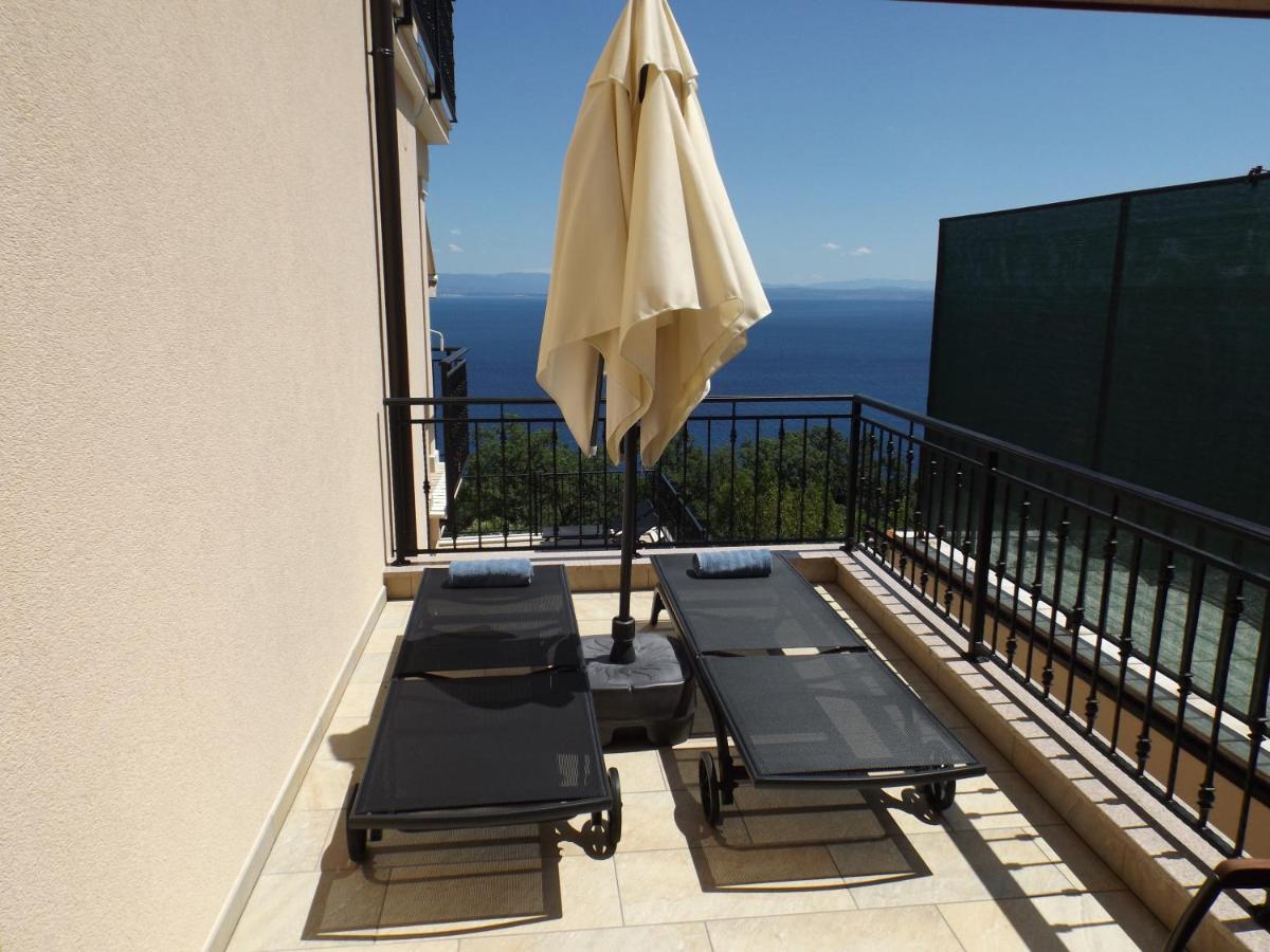 Apartments Villa Elma Мощеничка-Драга Экстерьер фото