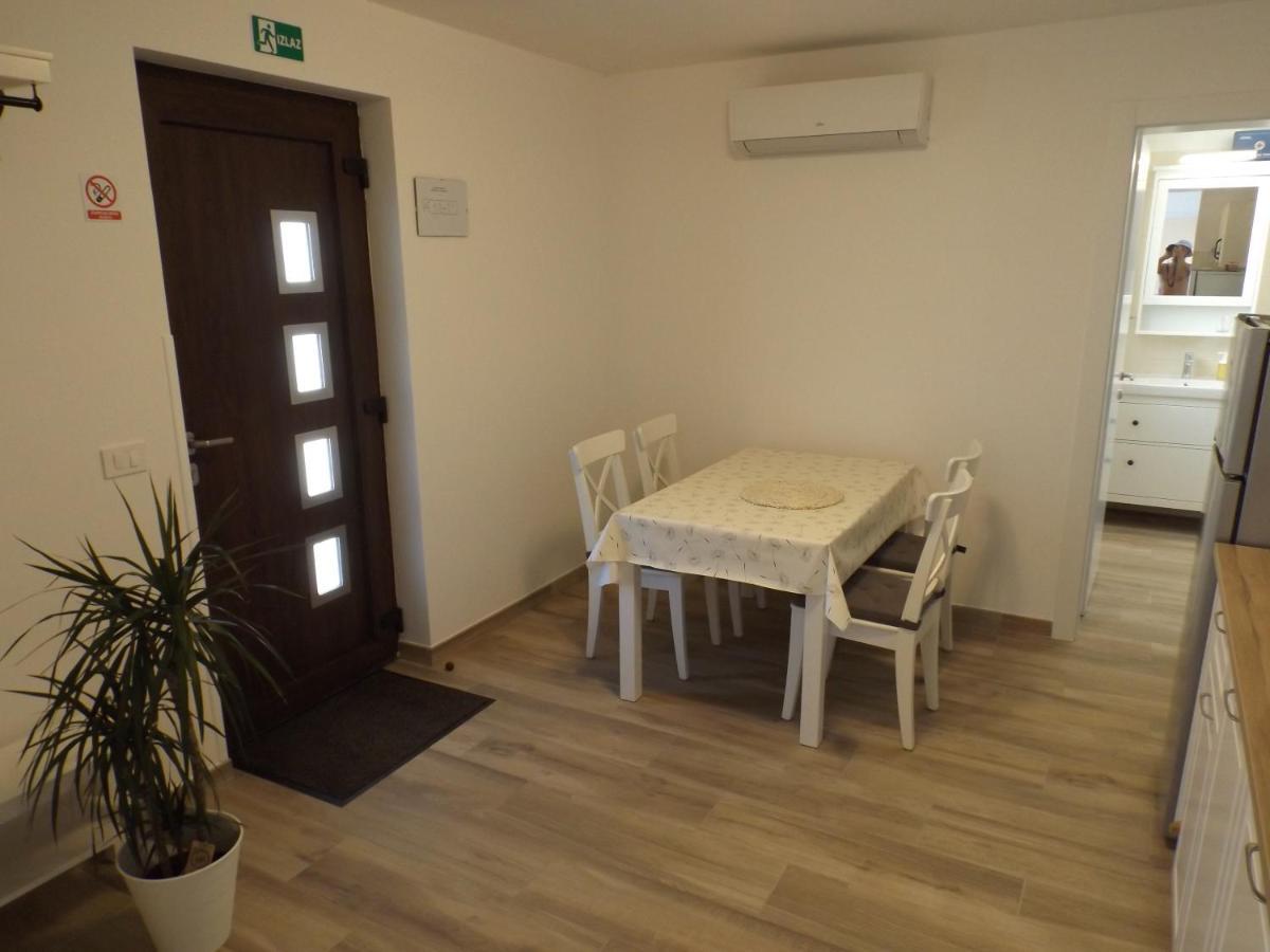 Apartments Villa Elma Мощеничка-Драга Экстерьер фото
