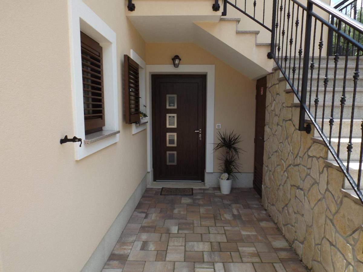 Apartments Villa Elma Мощеничка-Драга Экстерьер фото