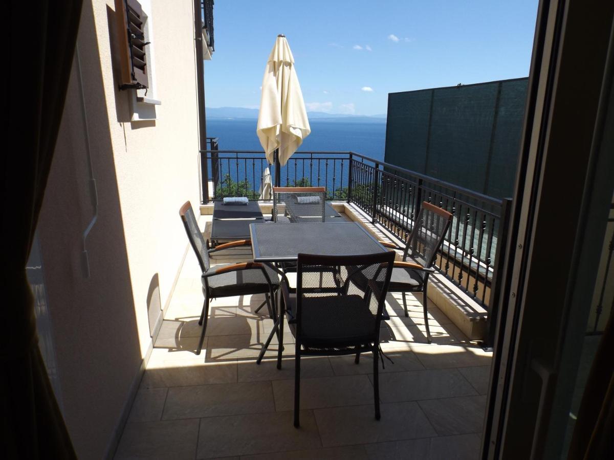 Apartments Villa Elma Мощеничка-Драга Экстерьер фото