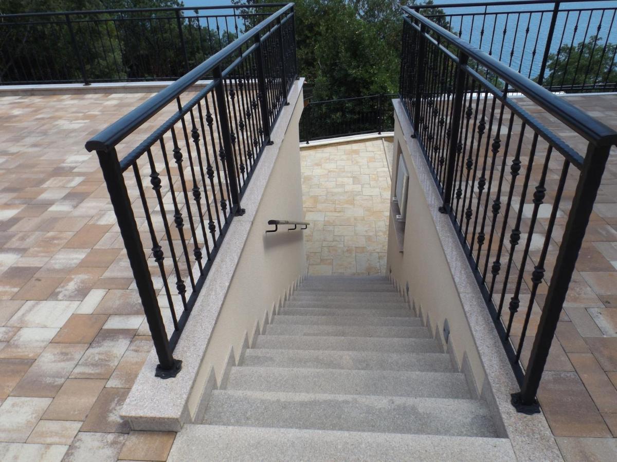 Apartments Villa Elma Мощеничка-Драга Экстерьер фото